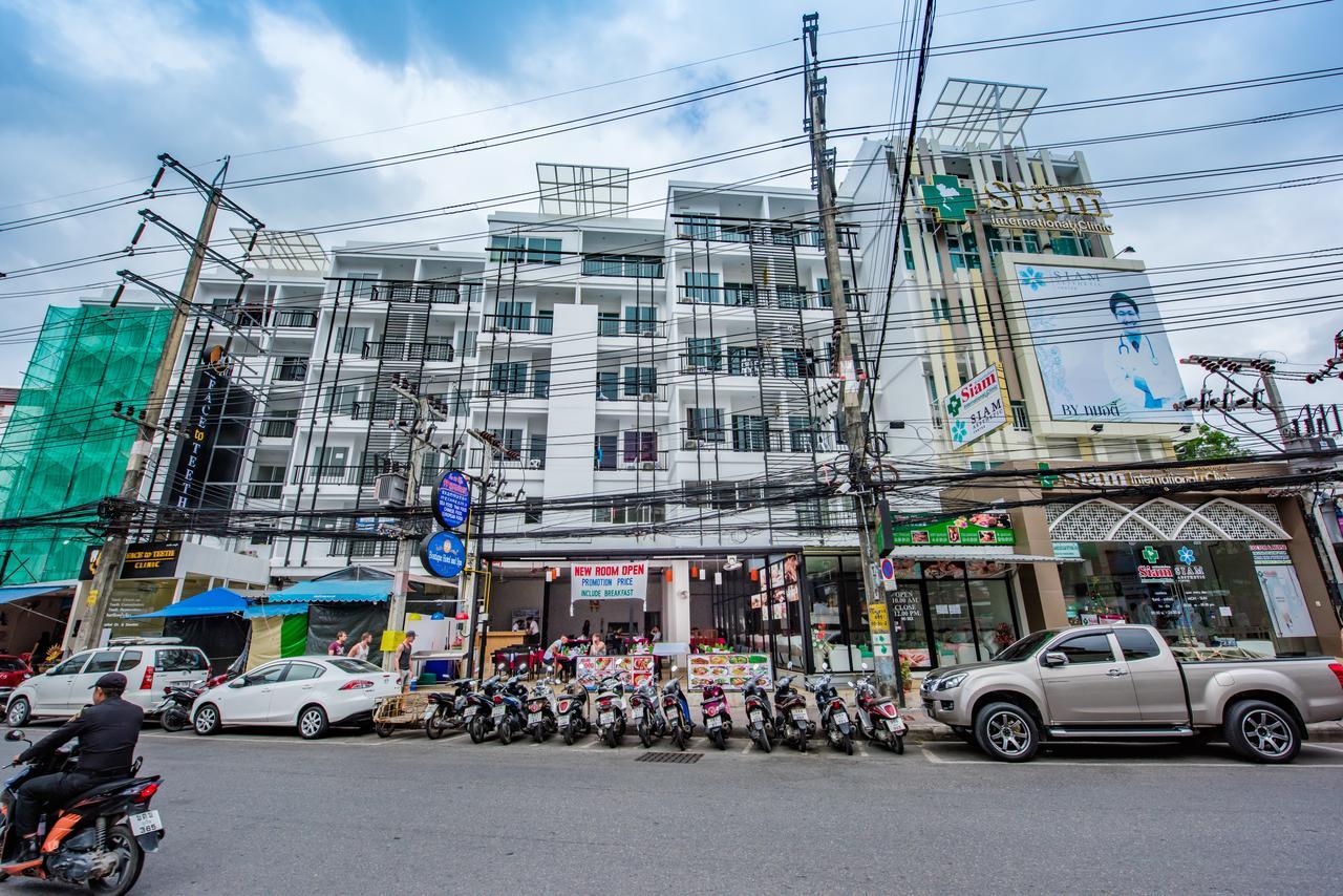 Royal Luxury Hotel Patong Exterior photo